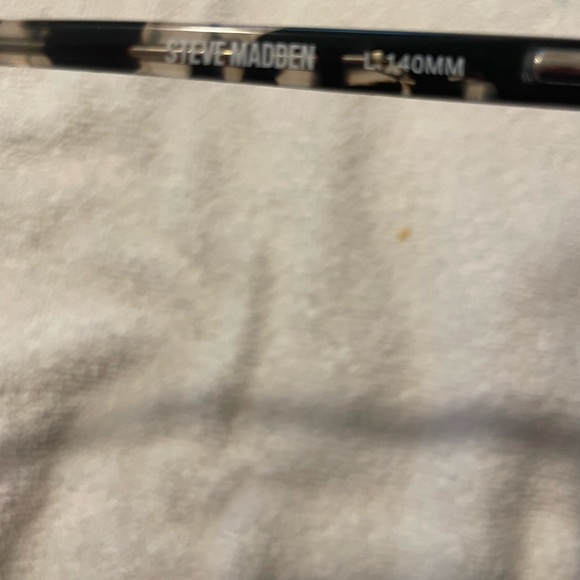 Steve Madden glass frames - Picture 2 of 4